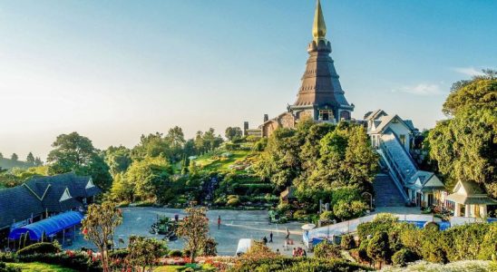 Du lịch Thái Lan tháng 8 có gì chơi ?