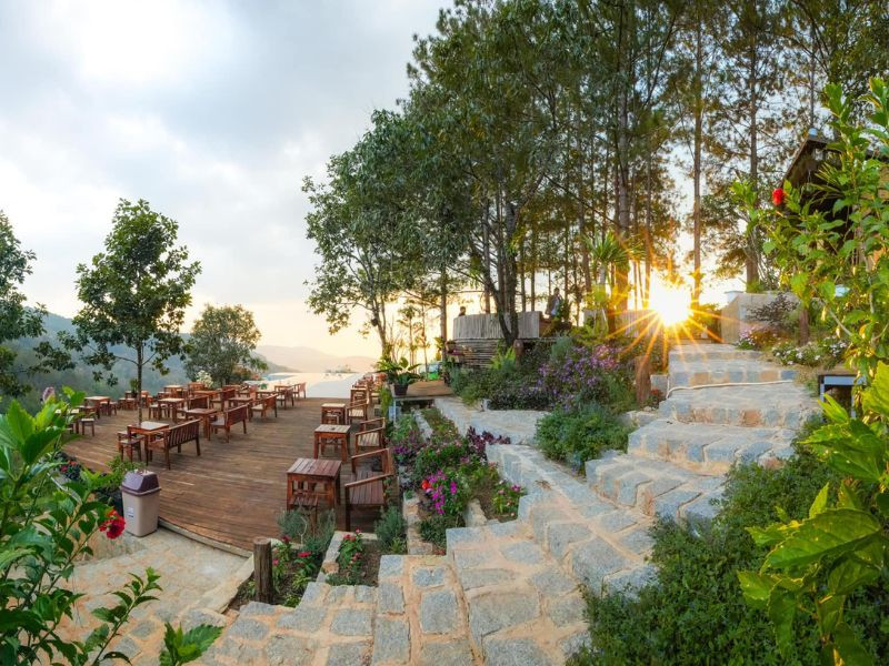 Thời tiết tại Cao Nguyên Hoa Đà Lạt vào thời điểm này