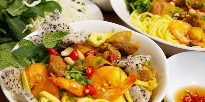 Thưởng thức Mì Quảng - niềm tự hào ẩm thực của miền Trung